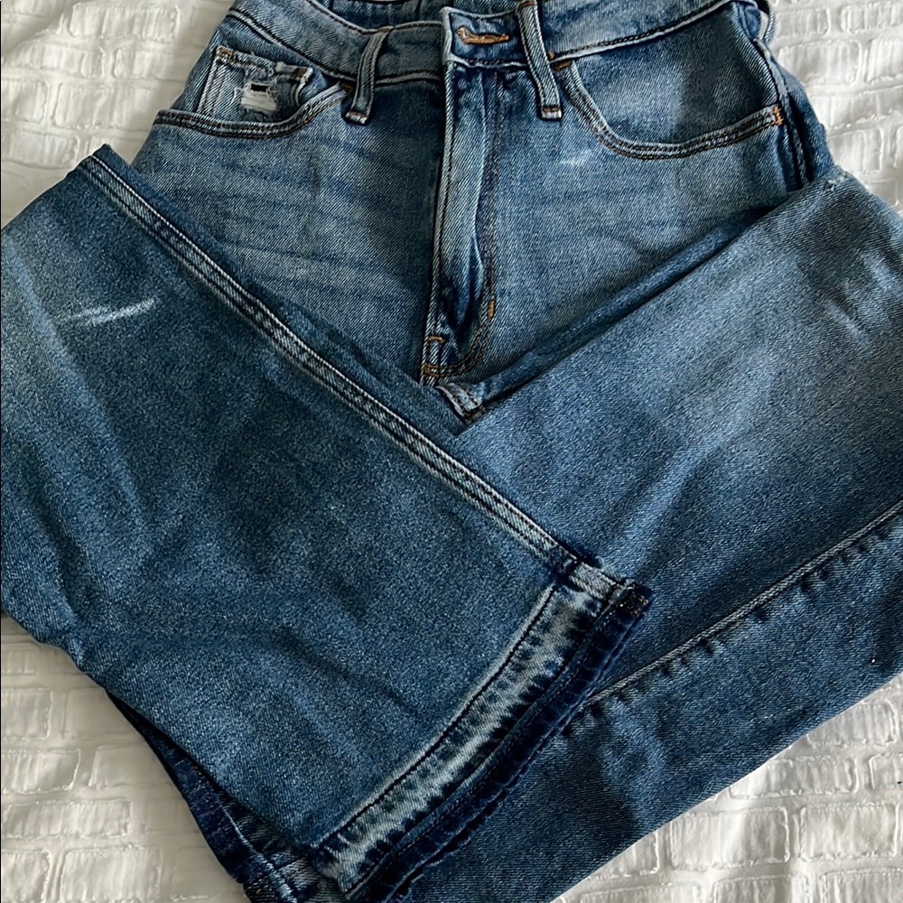 hollister • high-rise jeans